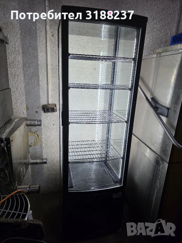 Сладкарска хладилна витрина с осветление, снимка 2 - Хладилни витрини и фризери - 53329134