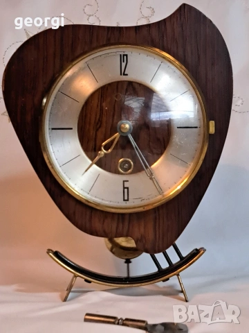 настолен механичен часовник Orfac