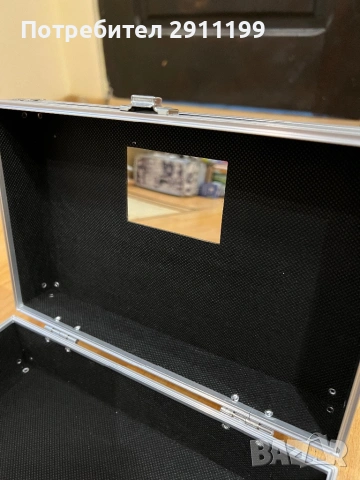 Малък алуминиев куфар, снимка 6 - Куфари с инструменти - 53828780