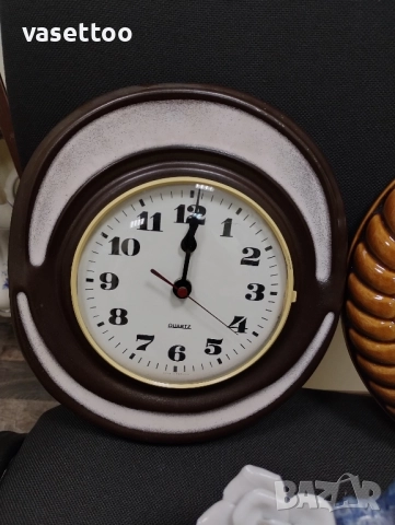 Порцеланови часовници, снимка 3 - Стенни часовници - 52461823