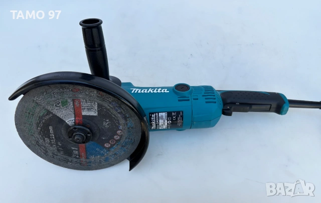 Makita GA9050R - Голям ъглошлайф 2000W 230mm като нов!, снимка 3 - Ъглошлайфи - 53714528