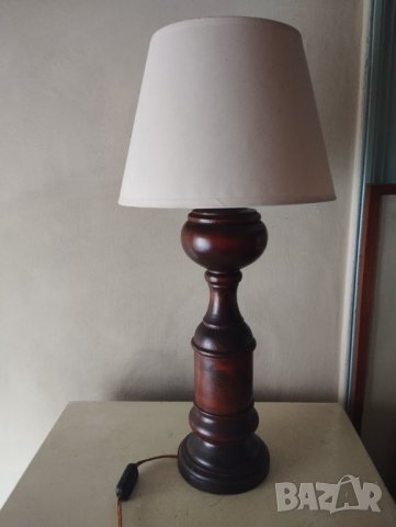 ретро настолна лампа