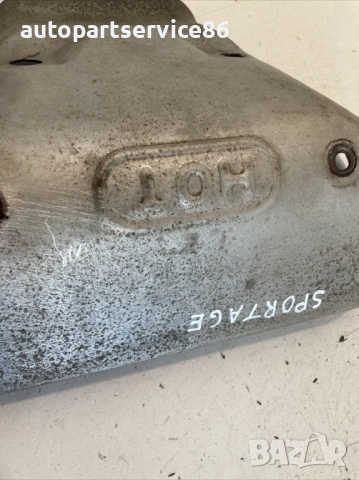 Капак на термощит за KIA Sportage 2.0 16V Бензин (2007), снимка 3 - Части - 53372437