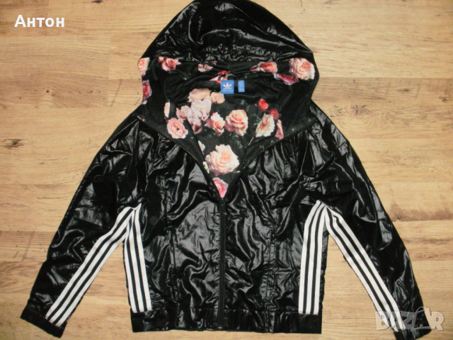 ADIDAS оригинално дамско тънко яке 38, снимка 2 - Якета - 44698732