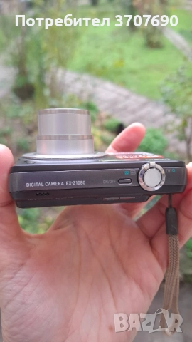 Компактен дигитален фотоапарат Casio Exilim EX-Z1080, снимка 4 - Фотоапарати - 52475396