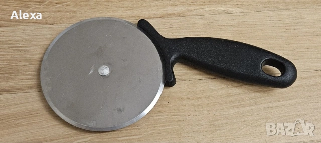 Нож за пица от неръждаема стомана 10 см НОВ, снимка 2 - Прибори за хранене, готвене и сервиране - 53661117