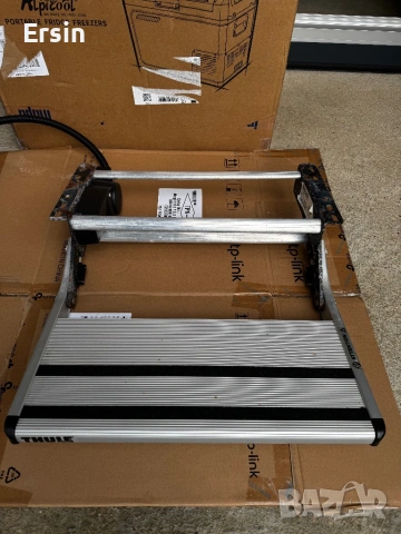 Електрическа Степенка Thule SGL STEEP COMPACT 12V 500 , снимка 2 - Къмпинг мебели - 53403324
