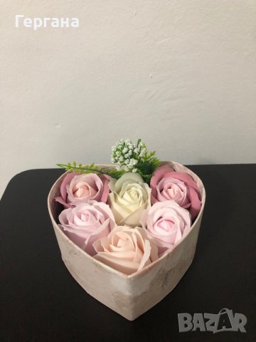 Сапунени рози за подарък, снимка 3 - Изкуствени цветя - 39735877