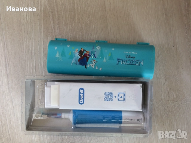 Нова електрическа четка за зъби Oral B Frozen с подарък., снимка 4 - Други - 52371429