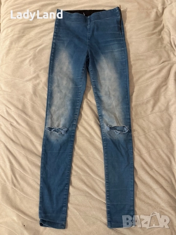 Оформящи дънки с цип 