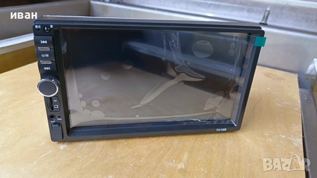 продавам кар плей за кола