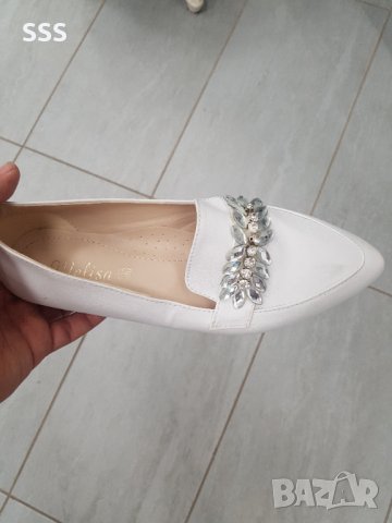 Обувки, снимка 2 - Дамски елегантни обувки - 41590851