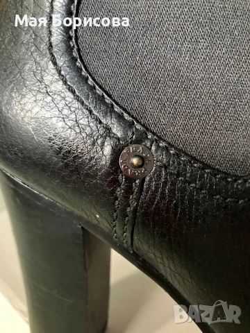 Оригинални боти PRADA 37, снимка 6 - Дамски боти - 52394107