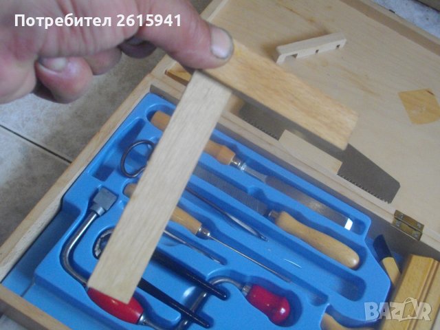 Нов Немски Комплект Мини Ръчни Инструменти в Дървен Куфар-15 бр-Старо Качество-За Моделизъм , снимка 12 - Куфари с инструменти - 41538159