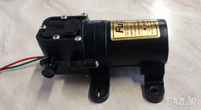 Диафрагмена Хидрофорна водна помпа 12v 70psi 0.6MPa 4L /, снимка 5 - Водни помпи - 55836648