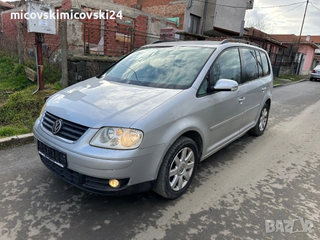 Vw Touran 1.9 tdi 7места, снимка 3 - Автомобили и джипове - 53033376