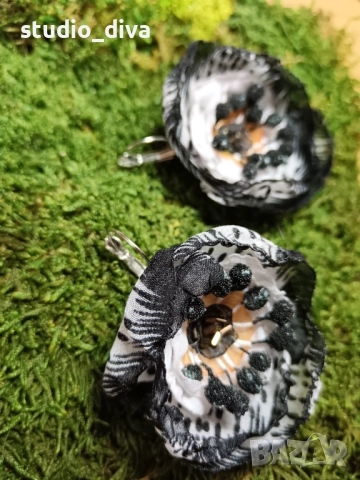 Обеци цветя, снимка 2 - Обеци - 52284272