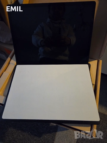 Продавам лаптоп Microsoft , снимка 3 - Лаптопи за работа - 53505290
