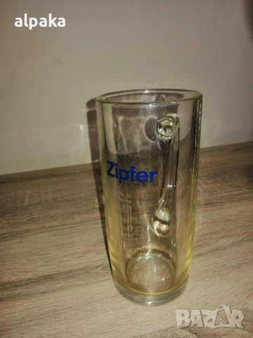 Продавам две маркови халби за бира 0,5 и 1,0 литър, снимка 5 - Чаши - 53698879