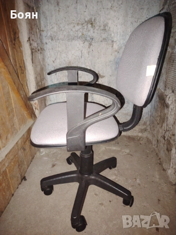Ергономиче стол и детски за бюро цената е и за двата, снимка 4 - Столове - 52189250