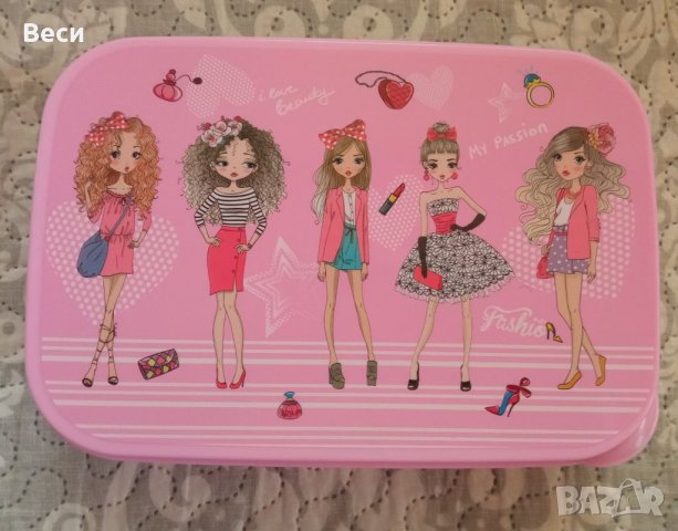 Ученическа раница на Marshmallows  в комплект с аксесоари , снимка 8 - Раници - 41364603