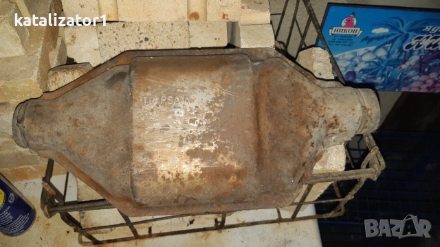 Катализатор от бензинов автомобил-Пежо