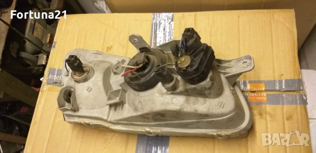 Hyundai Accent 1999-2002 - ляв фар оригинален, снимка 2 - Части - 53659456