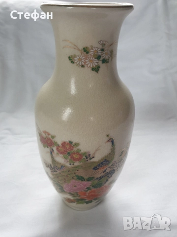 Порцеланова ваза