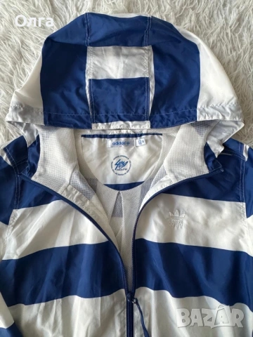 Ветроупорна яке Adidas, снимка 2 - Якета - 53791788