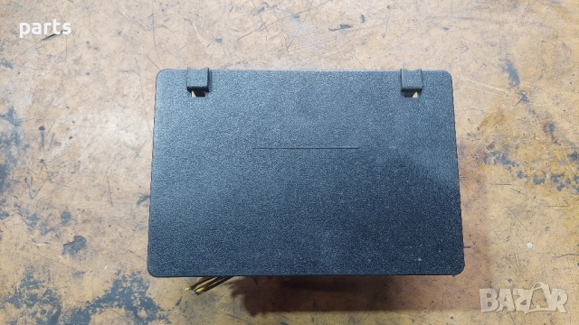 Бушонна Кутия - Кутия Релета Мерцедес Спринтер (Ж) - VW LT - 9015450003, снимка 5 - Части - 51969879