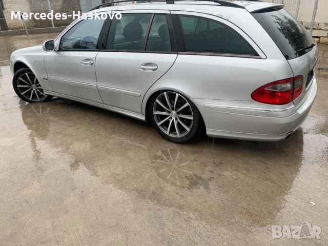 E-кл 4Matic , снимка 3 - Автомобили и джипове - 36031972