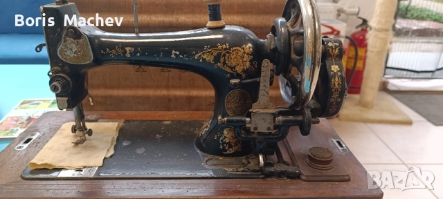 Стара шевна машина Pfaff, снимка 3 - Антикварни и старинни предмети - 52286627