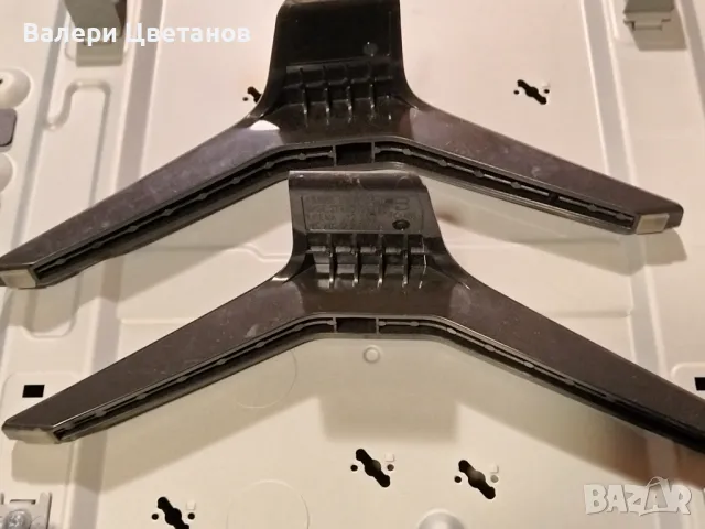 крачета  LG 43UH71003LB, снимка 1