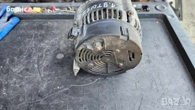 Генератор за Фолксваген голф 3 , снимка 4 - Части - 51598526