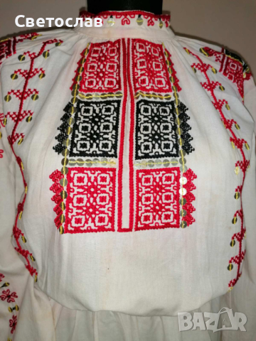 Дамска риза от народна носия, снимка 2 - Ризи - 44588685