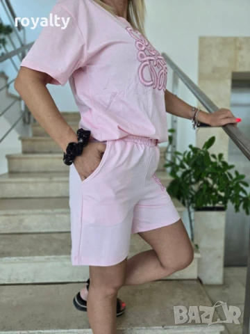 Loewe дамски комплекти Различни цветове , снимка 3 - Комплекти - 51222172