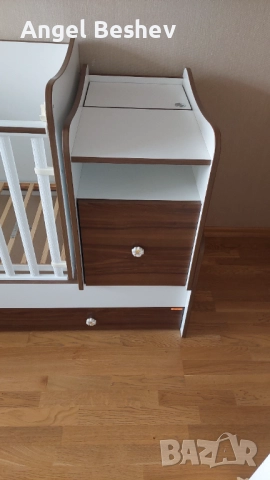 Трансформираща се бебешка кошара/легло/бюро Lorelli Trend Plus + матрак, снимка 2 - Бебешки легла и матраци - 52714333