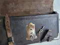 Портфолио кожено за месечни документи на Victorinox(?) от 30-те години, с ключ и ремъци, рядкост, снимка 2