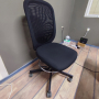 Продавам офис стол с ринг за краката , снимка 1 - Столове - 44516725