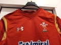 Оригинална ръгби фланелка на Уелс - under armour, снимка 2