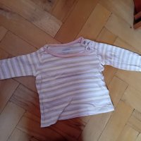 Шапки и блузи 0-6 м., снимка 2 - Бебешки блузки - 44258641