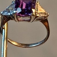 Сребърен пръстен с аметист и цирконии , снимка 1 - Пръстени - 39387271