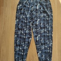 Дамски панталон ML размер, снимка 5 - Панталони - 42558997