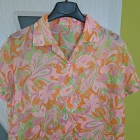 Дамска цветна блуза риза с копчета и ревери, снимка 2 - Ризи - 41882903