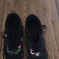 Дамски обувки сникърси на цветя, снимка 10 - Дамски ежедневни обувки - 44369117