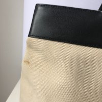 DKNY оригинална елегантна чанта, снимка 4 - Чанти - 41630215