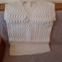 Вълнен пуловер, снимка 1 - Блузи с дълъг ръкав и пуловери - 36046042