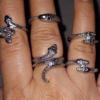 Лот пръстени "Змии" , снимка 1 - Пръстени - 41385547