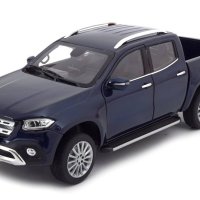 Mercedes-Benz X-Class 2017 - мащаб 1:18 на Norev модела е нов в кутия, снимка 1 - Колекции - 41594066