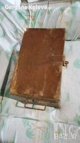Продавам метална кутия , снимка 1